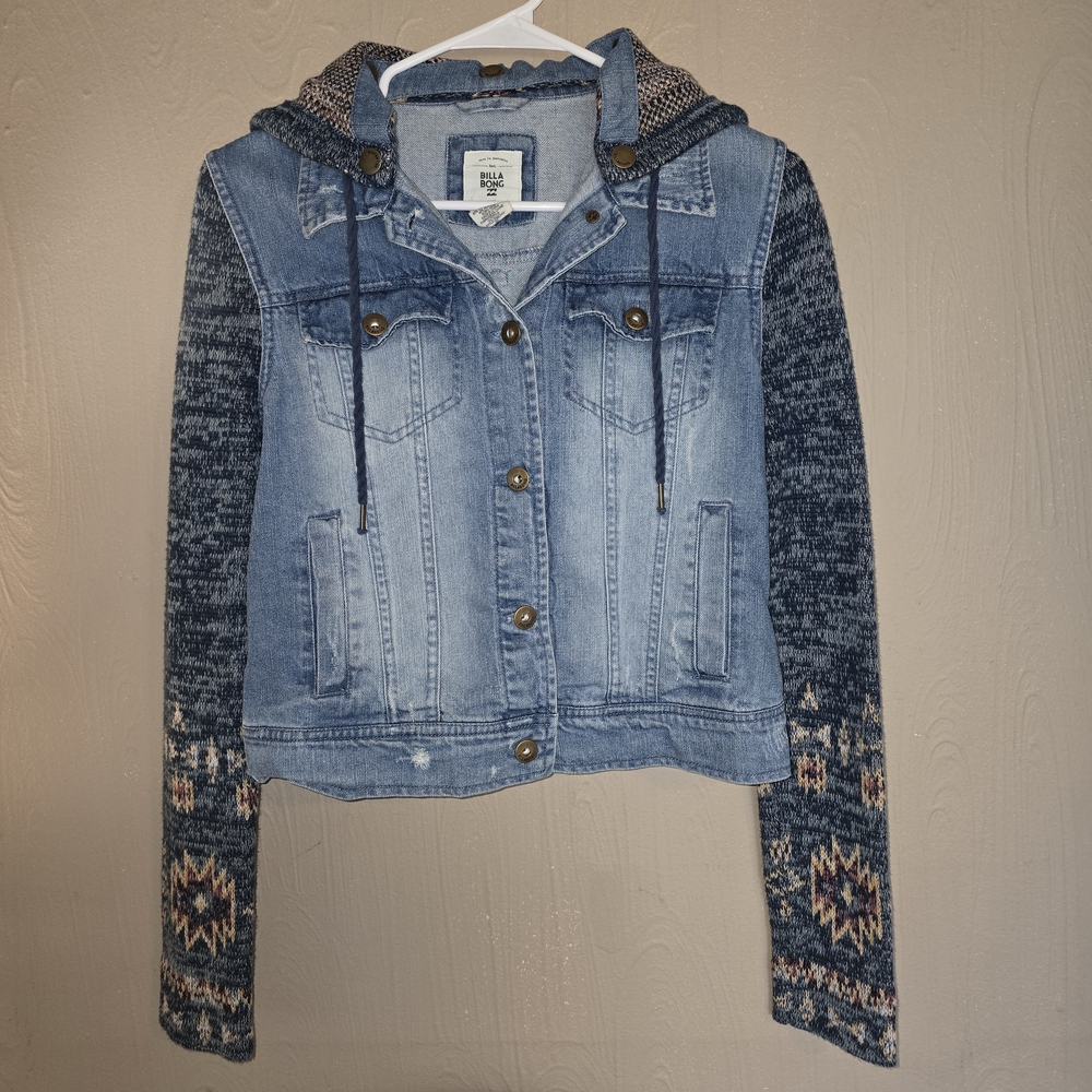 Billa Bong Women’s Small Jean Jacket w/Sweater Sleeves Detachable Hoodie VTG